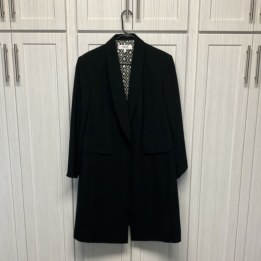 Jones Studio, Black 3/4 length Suit Jacket 18w.